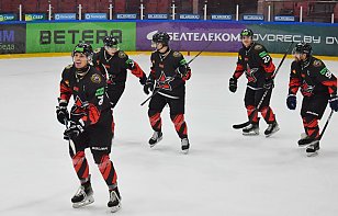 Выбираем лучшего игрока ноября!